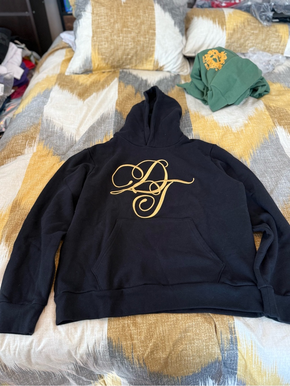 Denim Tears Metallic Gold Script Black Men’s Fleece Hoodie Size L